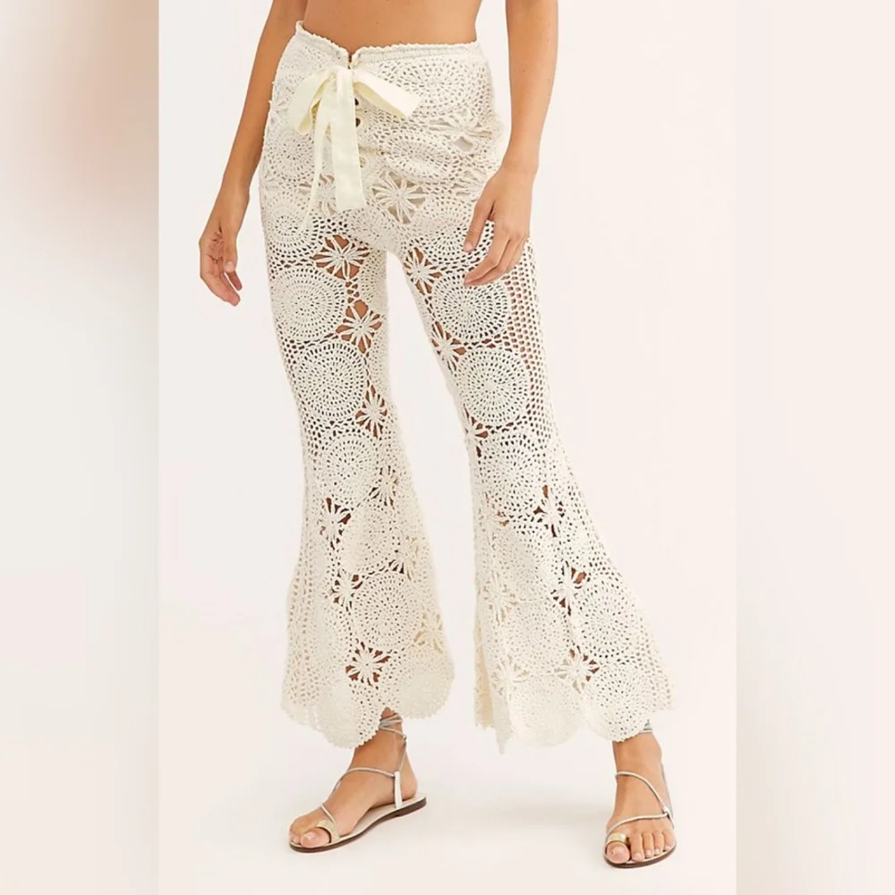 Free People Crochet white pants size M in EUC - Picture 2 of 13